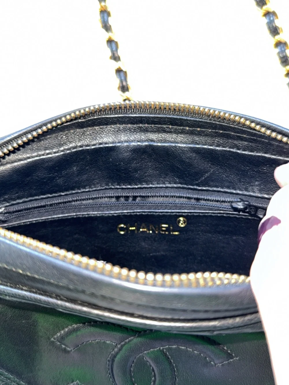 Vintage Chanel Series 1 Black Quilted Leather CC Tassel Camera Shoulder Bag